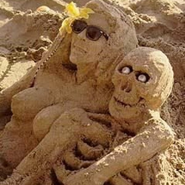 Fil:Sand couple.jpg